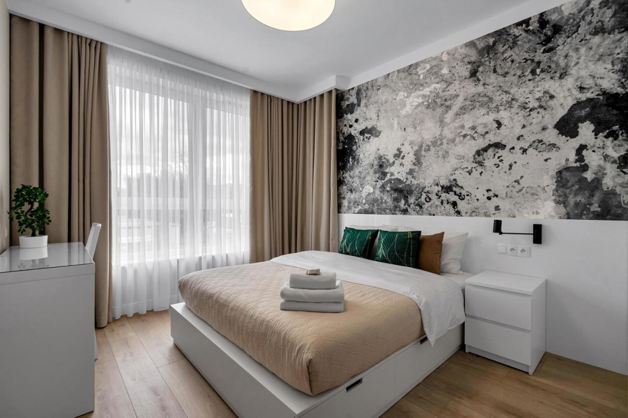 Lotnisko Chopina Modern Apartment Varsovia Exterior foto