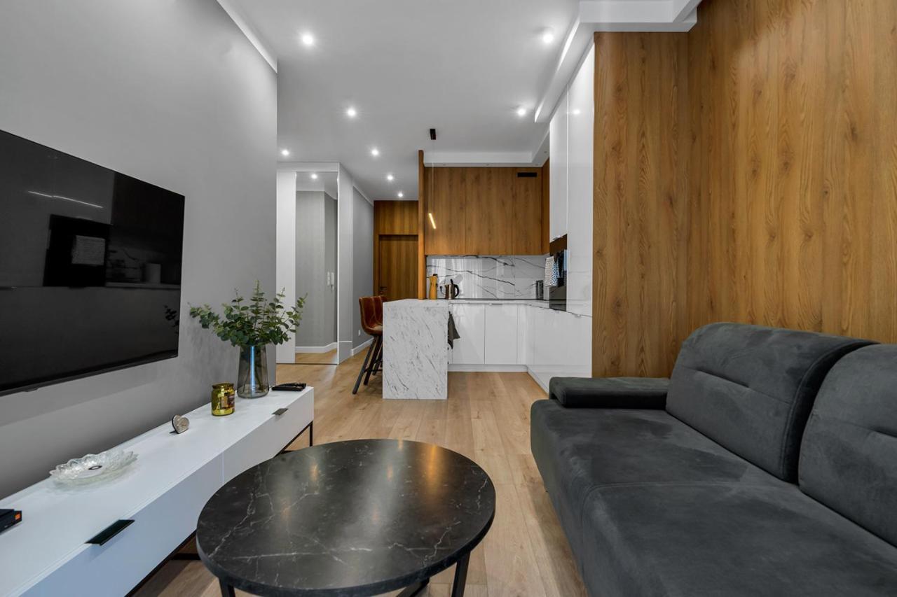 Lotnisko Chopina Modern Apartment Varsovia Exterior foto